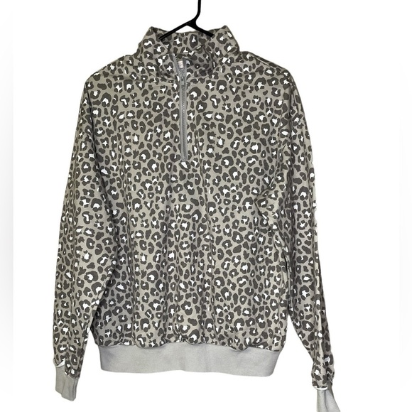 Pink Lily Half Zip Leopard Print Sweater Gray Black Size Medium - Picture 1 of 4